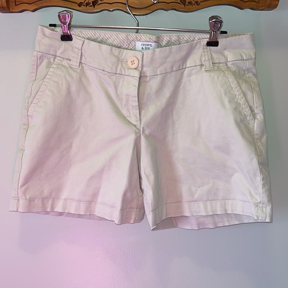 Womens Crown & Ivy khaki shorts size 2